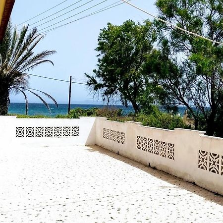 Summerhouse Peggy: Close To Athens Airport By The Sea Artemida  Bagian luar foto